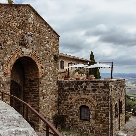 Hotel Vecchia Oliviera Montalcino Exterior foto