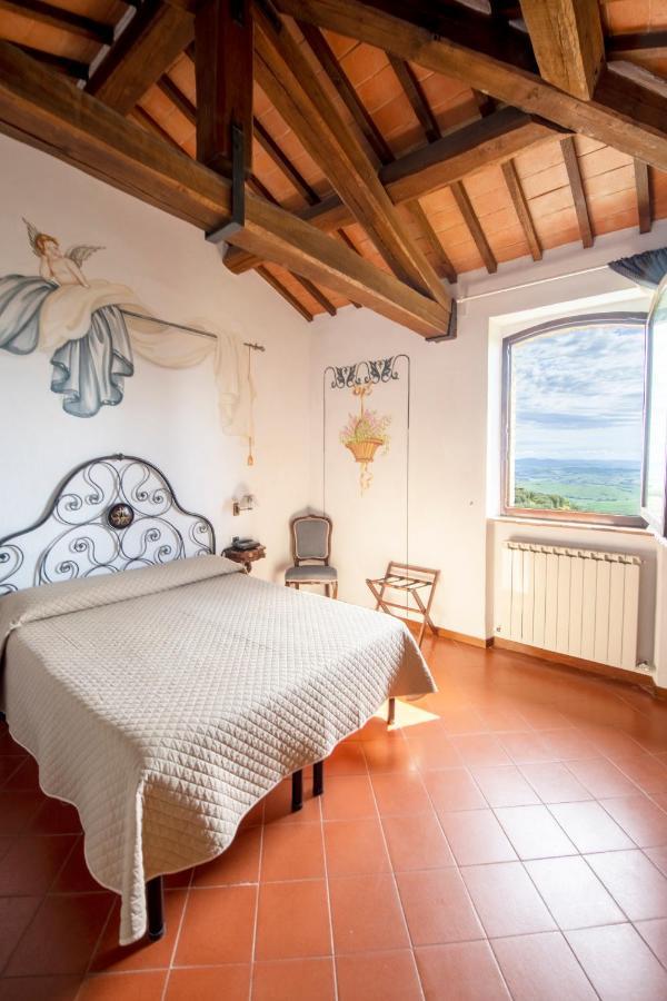 Hotel Vecchia Oliviera Montalcino Exterior foto